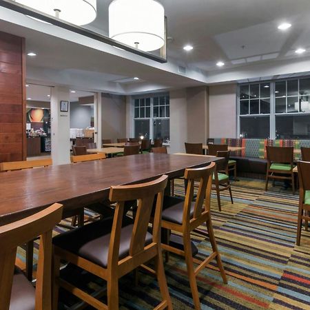 Fairfield Inn Kansas City Downtown/Union Hill Εξωτερικό φωτογραφία