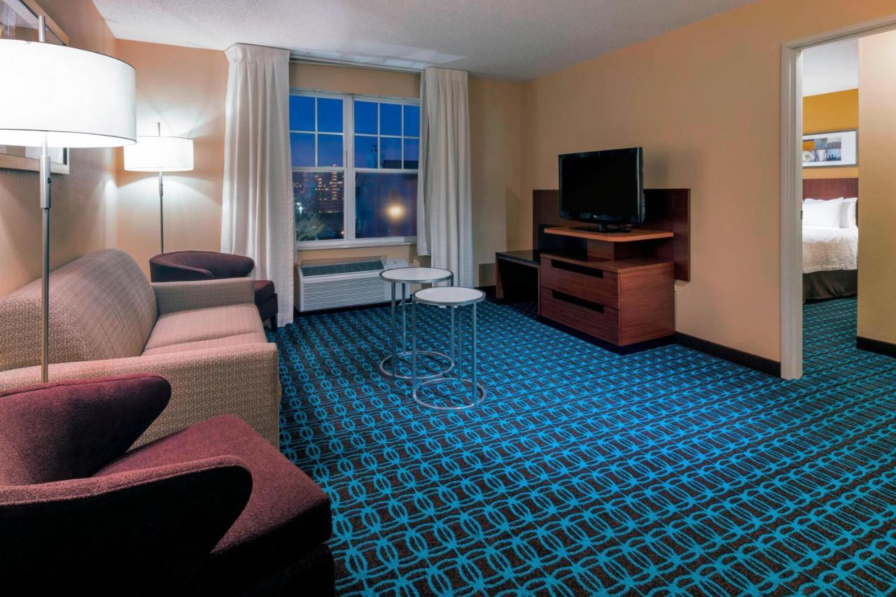Fairfield Inn Kansas City Downtown/Union Hill Εξωτερικό φωτογραφία