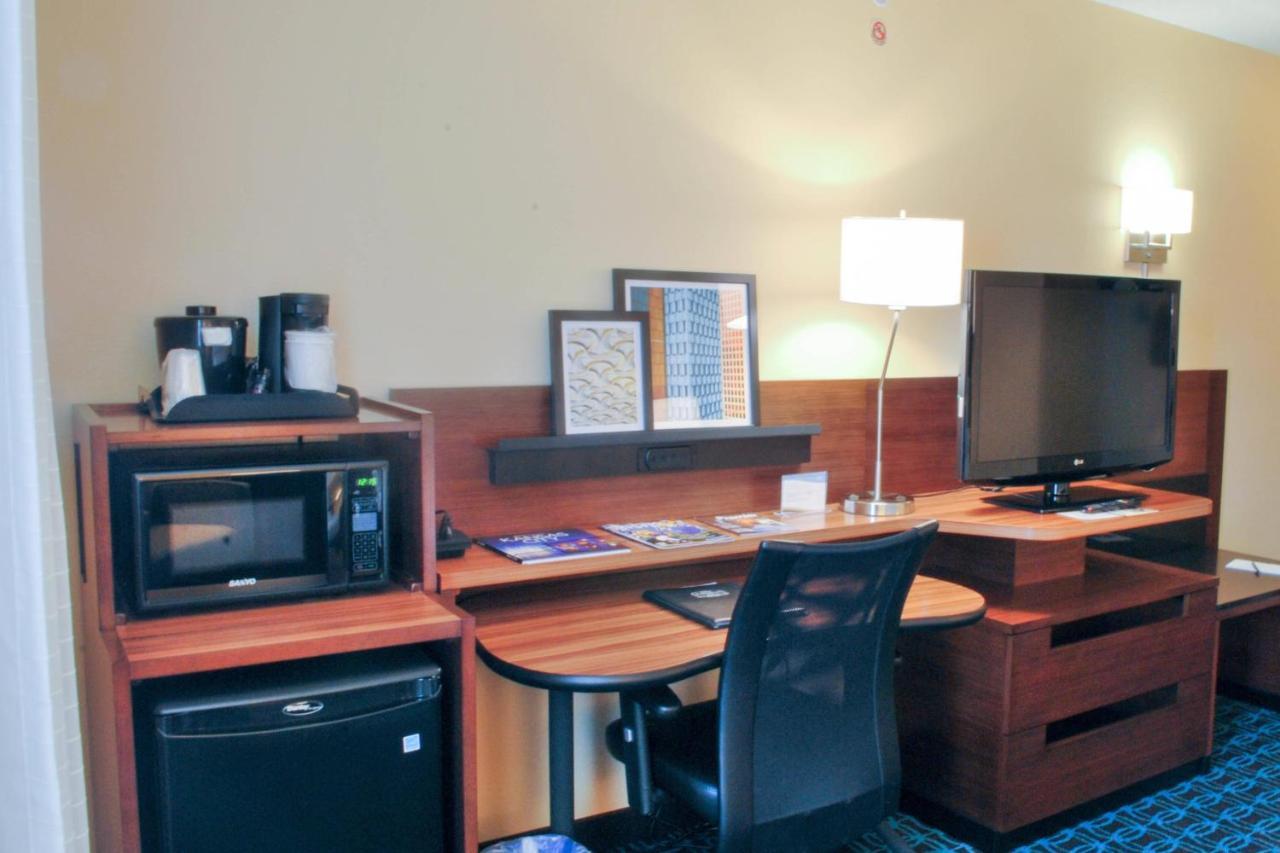 Fairfield Inn Kansas City Downtown/Union Hill Εξωτερικό φωτογραφία