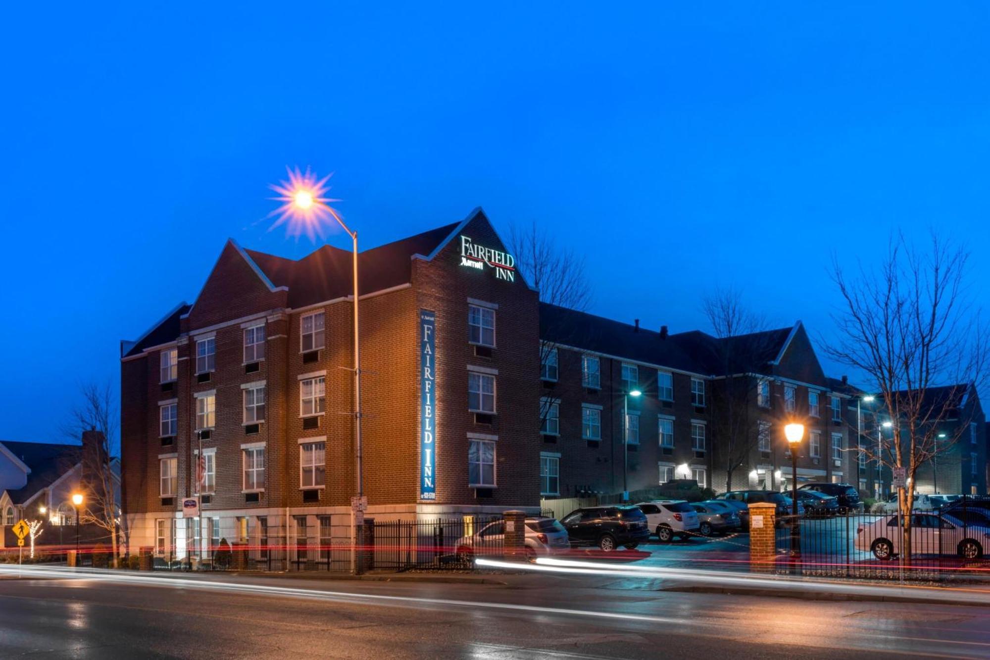 Fairfield Inn Kansas City Downtown/Union Hill Εξωτερικό φωτογραφία